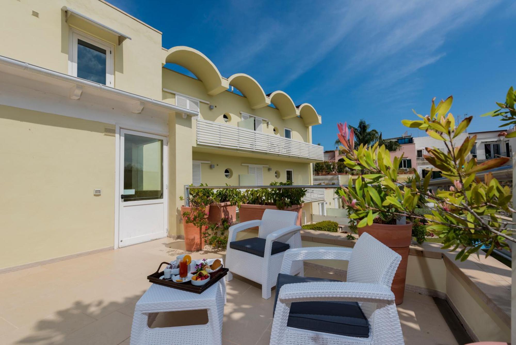 Marina 10 Boutique&design Hotel 4*