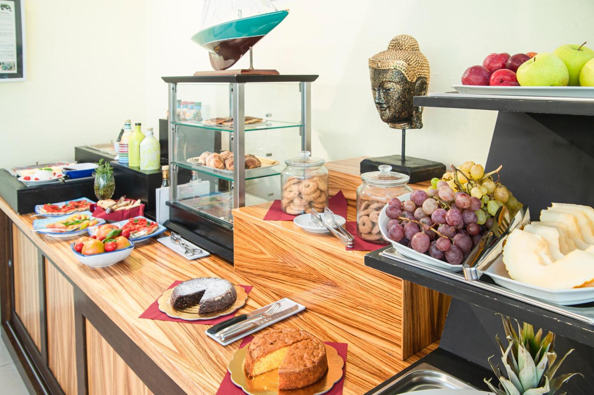 Marina 10 Boutique&design Hotel 4*