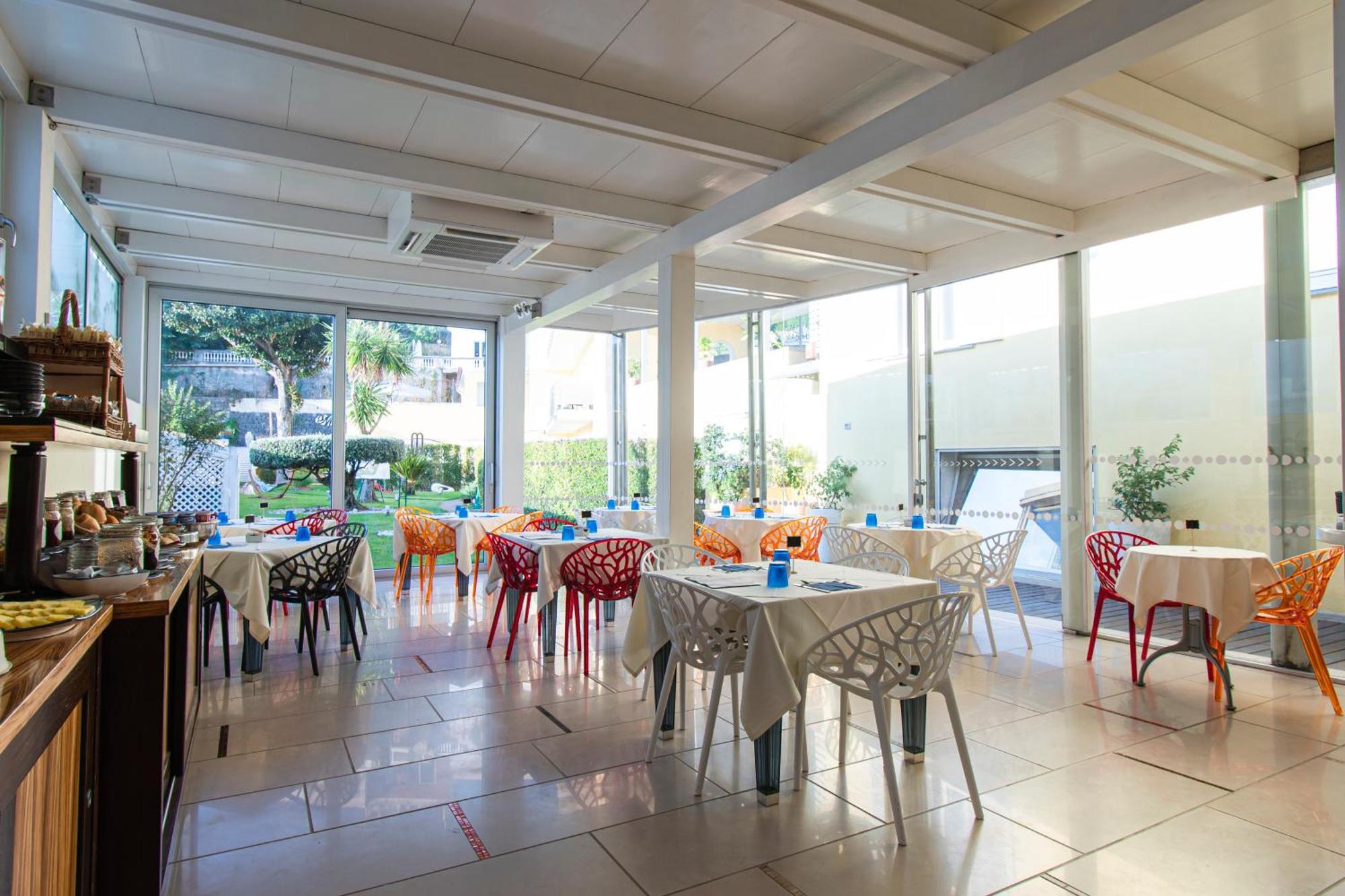 Hotel Marina 10 Design &