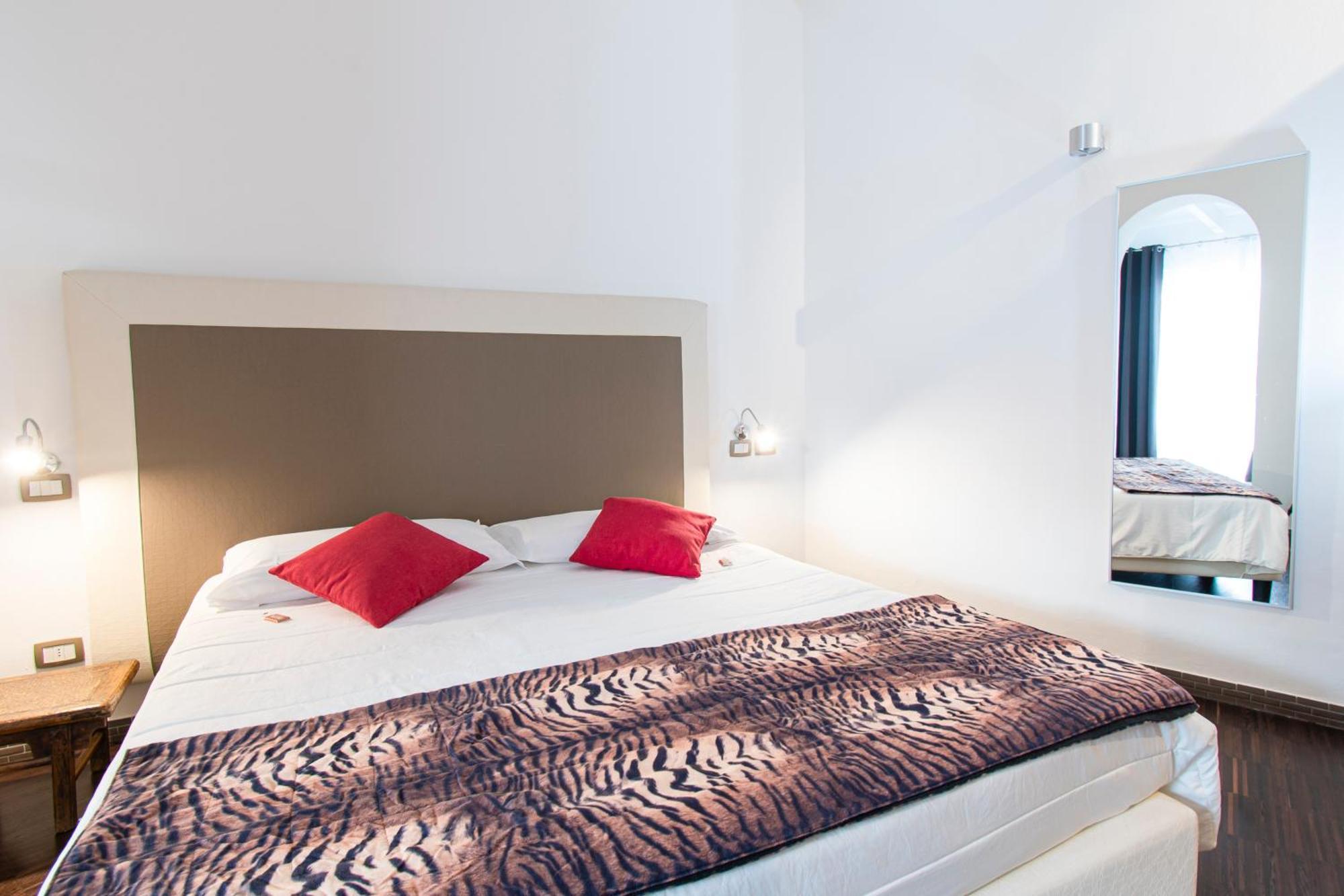 Marina 10 Boutique&design 4*
