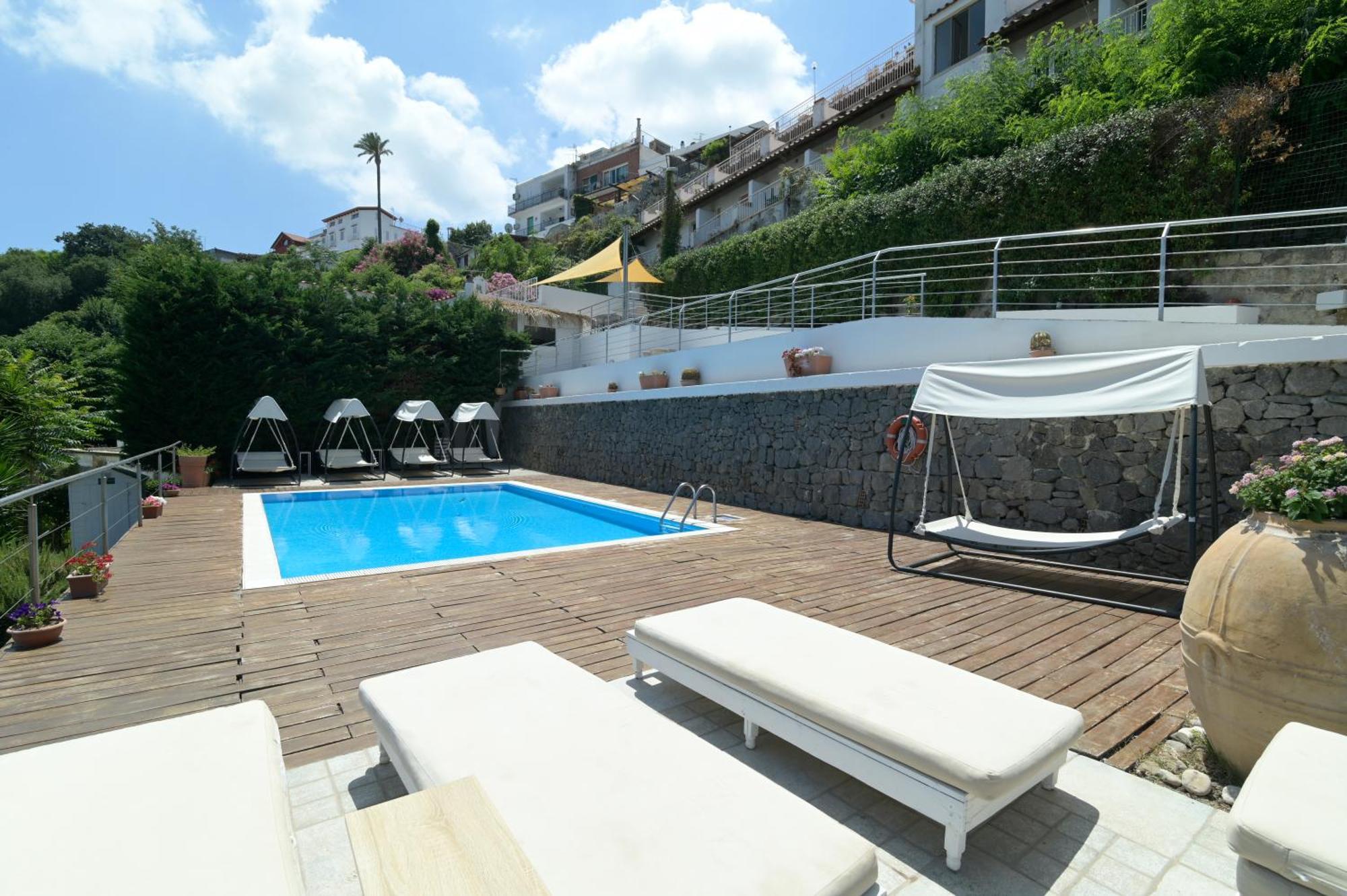 Hotel Marina 10 Design & 4*